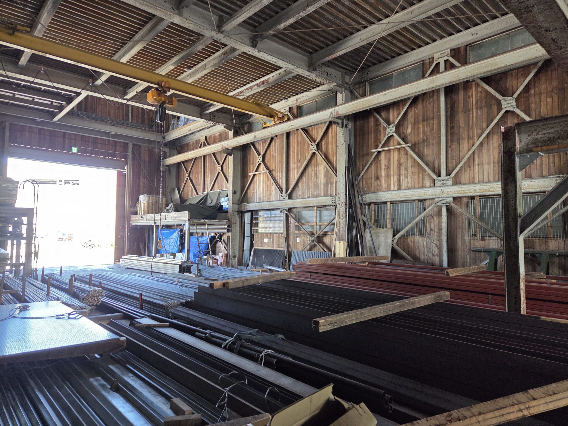 業務や社内取り組みの様子